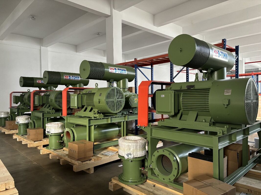 Roots Rotary Lobe Blower with 3 L/min Cooling Water, 60-100KPA Discharge Pressure, and 1.5-5.5 KW Motor Power